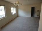 $1666 / 567ft² - Huge Studio w/ Full Kitchen, PG&E Included, Close To Cal Train