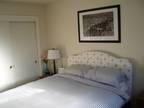 $1675 / 2br - 750ft² - Cozy upstairs apt by Whole Foods
