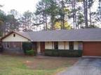 Ellenwood, GA, Henry County Home for Sale 3 Bedroom 2 Baths