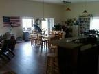 $995 / 1br - 1600ft² - Sprawling Loft, 12 ft Ceilings, Great Space