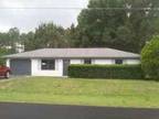 $699 / 3br - Lots of privacy and fenced yard (Ocala) 3br bedroom