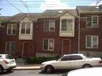 $700 / 2br - Renovated 2brm deplex w/off street parking (Albany) (map) 2br