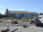 $225 / 3br - PRIVATE NO-BANK BEACH & HOT TUB ON DUNGENESS BAY (OLYMPIC COAST)
