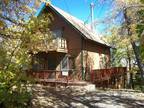 Wolf Road Retreat 2 Bdrm. 1.5 Bath. cabin in Big Bear!