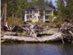 3br, Private Waterfront Sanctuary Estate-reserve now for a FALL Vacation!