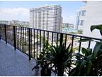 Oceanfront 2bed/2bath condo