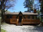 Moonridge Cabin with a View 2 Bdrm. 1 Bath. cabin in Big Bear Lake!