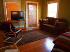 $350 / 1br - Fabulous Vacation Rental in University Neighborhood