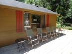 $150 / 2br - Perfect Hayward Cabin sleeps 8 across from major lake