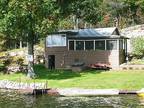Waterfront Cottage on Chute Pond