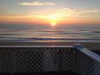 $1200 / 2br - 1200ft² - OCEANFRONT VACATION RENTAL