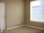$425 Room in Modern "Green" Gorgeous Home w/VIEWS (Tumwater Hill)