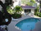 $3500 / 2br - ft² - Siesta Key Bay side/beach (Siesta Key) (map) 2br bedroom