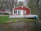 $583 / 3br - Lake front 3 bedroom cabin sleeps 8 July28 - August 4 (Branch