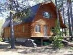 $145 / 4br - 30000ft² - Lakeside log home, lots of parking, sleeps 10