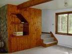 $700 / 2br - ft² - Snowmobilers Dream 2br bedroom