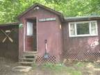 $250 / 2br - Adirondack Cabin Near Water Safari (Old Forge) (map) 2br bedroom