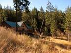 $189 / 3br - Beautiful lodge on Chinook Pass (Hwy 410, 12 miles from Naches) 3br