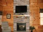 1br - Genuine Luxury Log Cabin-"Perfect Love" (Pigeon Forge, TN) 1br bedroom