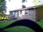 $1100 / 3br - 1450ft² - efficient new remodel NICE