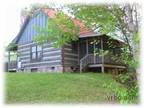 $99 / 2br - Cozy cabin- located on quiet cul-de-sac, very convenient- never