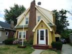 $975 / 3br - 1623 W. Saginaw * Available in Sept. * Fencened In Yard * 1 Car