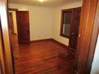 $450 / 2br - Upper 2 Bedroom Apartment for Rent (608 1/2 Portland Ave.