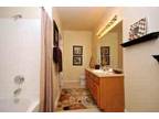 $1490 / 2br - 995ft² - SALE At The Meridian - 2 Bed 1 Bath w/ Fireplace