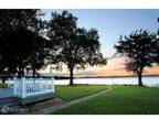 Great Home w/Fantastic Water View, Large Deck & Private Pier! (Annapolis, MD)