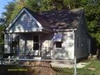 $600 / 2br - 900ft² - House For Rent (East Peoria, IL) (map) 2br bedroom
