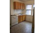 $425 / 1br - 650ft² - Spacious 1 bedroom apartment (Rockford) (map) 1br bedroom