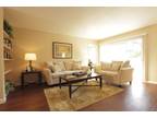 2 Bedroom 2 bath, $998.00 in Kingwood