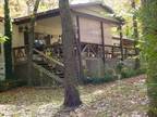 Single Family Dwelling with 3 bdrm 2 bathrooms in Greers Ferry AR