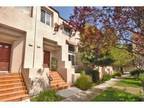 $3100 / 1580ft² - Spacious 3 BR/2.5 BA townhouse