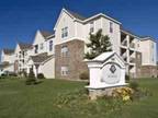 $444 / 4br - Room for rent in The Summit (The summit Mankato) (map) 4br bedroom