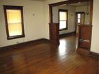 $595 / 2br - 1500ft² - 124 N 30th midtown upstairs duplex (30th & Dodge) 2br