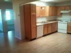 $500 / 2br - Newer remodeled 2 Bed 1 Bath Quiet Community 15 miles from M.