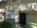 $775 / 2br - 944ft² - Nice condo, 2 bedroom, 1.5 bath (95842) 2br bedroom