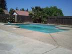 $1175 / 3br - 1350ft² - POOL and Remodeled!!! Perfect for you.