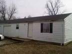 $550 / 2br - *LARGE 2BED DUPLEX WITH GARAGE.PAY ELECTRIC ONLY.WASHER/DRYER