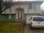 $795 / 3br - CHECK IT OUT! 3bd Duplex (deck, garage, close to I80) (Omaha