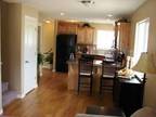 $990 / 3br - 1320ft² - Near BSU / Town Home (Boise Bench) (map) 3br bedroom
