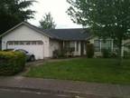 $1200 / 4br - Near Linfield in McMinnville. New carpet, paint (McMinnville