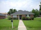 $1100 / 3br - 1482ft² - 3bd, 2ba Beautiful Brick Home 4mi to Navy Base and