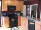 $1200 / 2br - NEWLY RENOVATED CONDO 1,200 SQ FT (Worcester