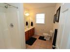 $1025 / 3br - 1641ft² - Three Story Townhome - Private Master Suite!