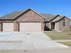 $1395 / 3br - Great house on Golf Course!!! Dear Lake Subdivision!!