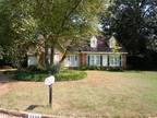 $1350 / 4br - 2600ft² - 2238 Chippingham Place