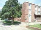 $350 / 1br - Apartments Right across the street from SIU campus!!
