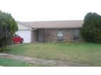 $800 / 3br - 1118ft² - 2 BATH $500 DEP. 2403 HUNT DRIVE KILLEEN.